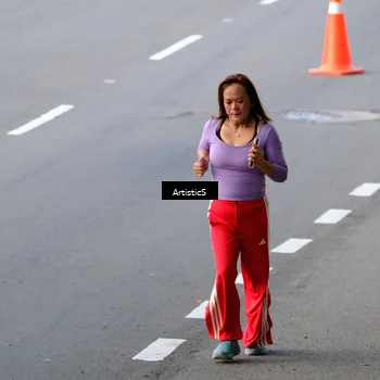 Runner Photo 7682872