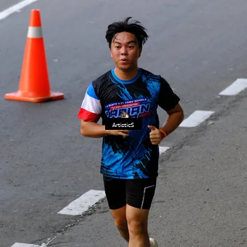 Runner Photo 7682907
