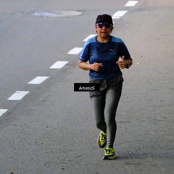 Runner Photo 7682915
