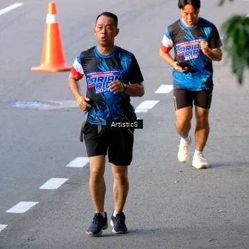 Runner Photo 7682929