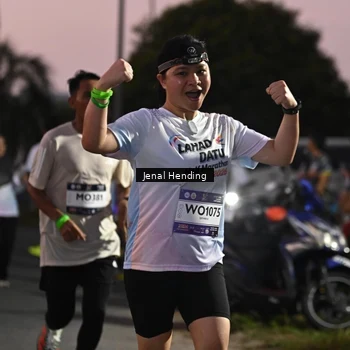 Runner Photo 7682937