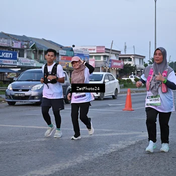 Runner Photo 7682938