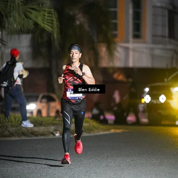 Runner Photo 7682942