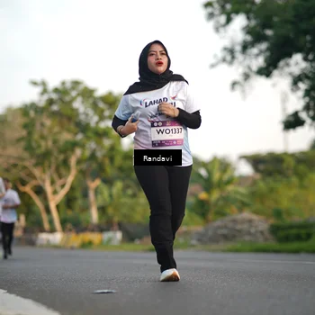 Runner Photo 7682948
