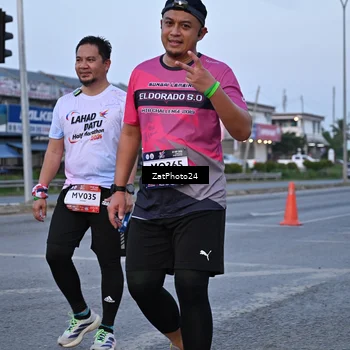 Runner Photo 7682964