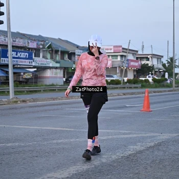 Runner Photo 7682986