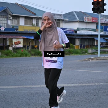 Runner Photo 7683000