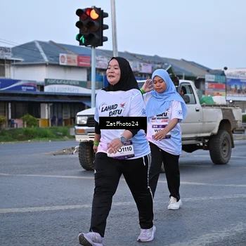 Runner Photo 7683018