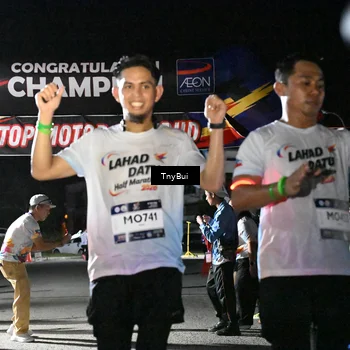 Runner Photo 7683019