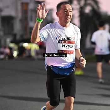 Runner Photo 7683020