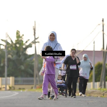 Runner Photo 7683022