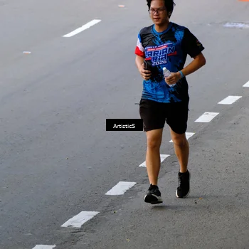 Runner Photo 7683029