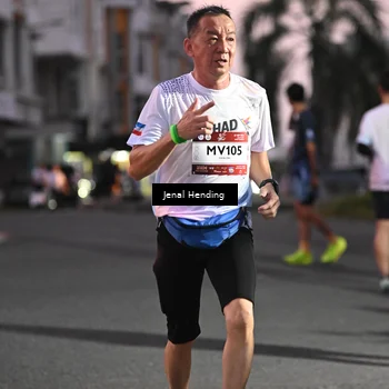 Runner Photo 7683065