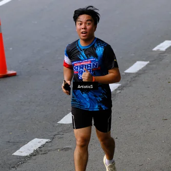 Runner Photo 7683092