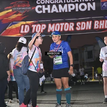 Runner Photo 7683093