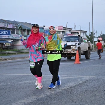 Runner Photo 7683098