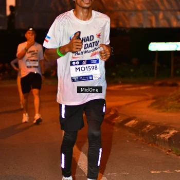 Runner Photo 7683124