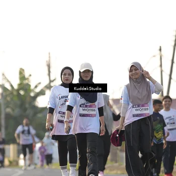 Runner Photo 7683136