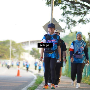 Runner Photo 7683140
