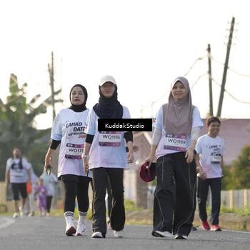 Runner Photo 7683145