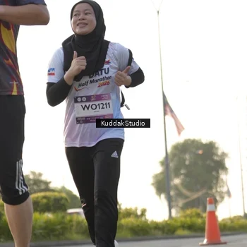 Runner Photo 7683189