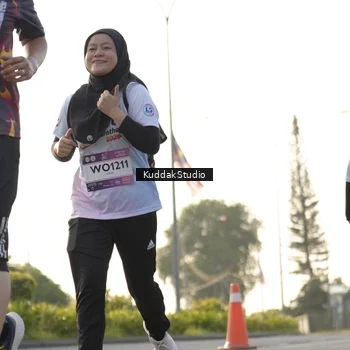 Runner Photo 7683195