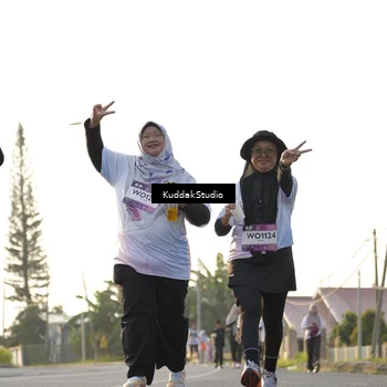 Runner Photo 7683211