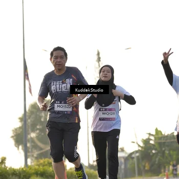 Runner Photo 7683213