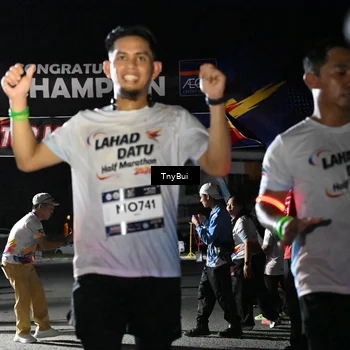 Runner Photo 7683217