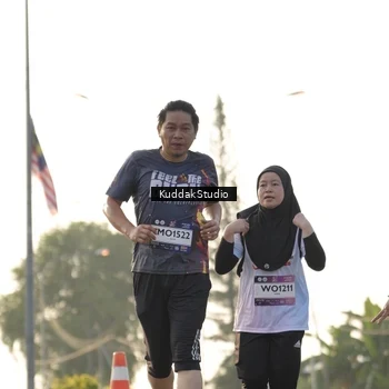 Runner Photo 7683231