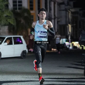 Runner Photo 7683235