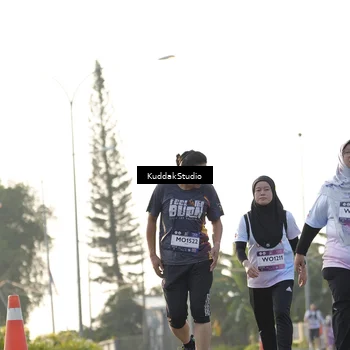 Runner Photo 7683241