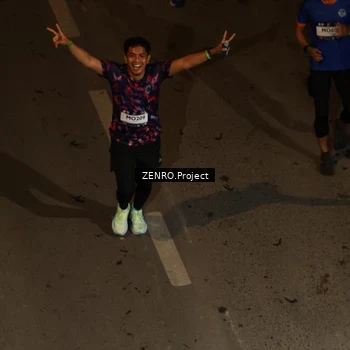 Runner Photo 7683267
