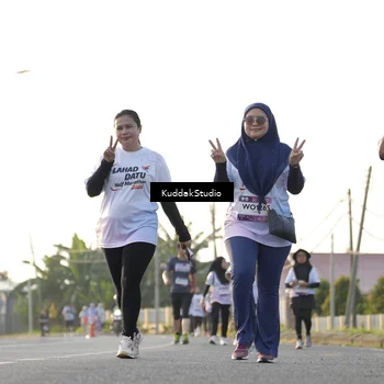 Runner Photo 7683278
