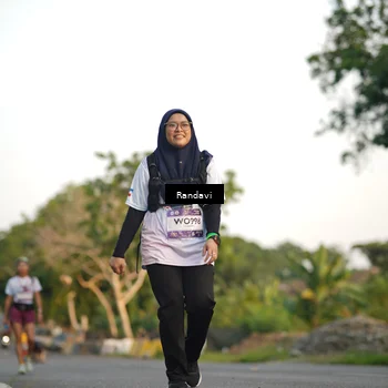 Runner Photo 7683288