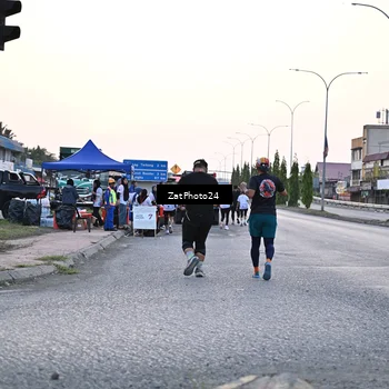 Runner Photo 7683290