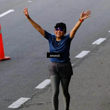 Runner Photo 7683298