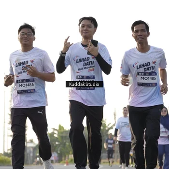 Runner Photo 7683299