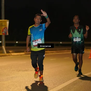 Runner Photo 7683304