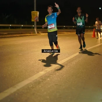 Runner Photo 7683312
