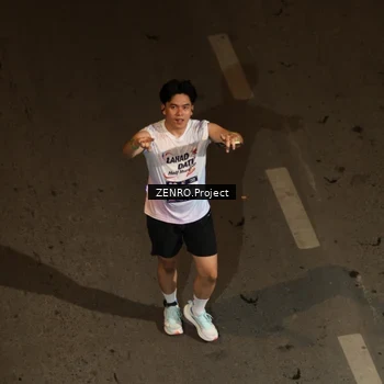 Runner Photo 7683313