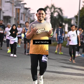 Runner Photo 7683343