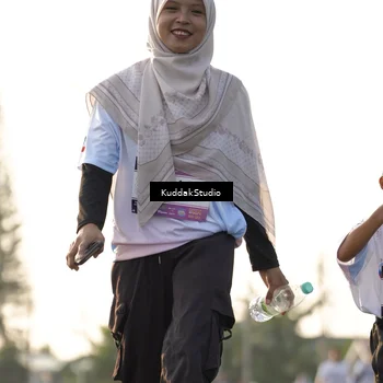 Runner Photo 7683374
