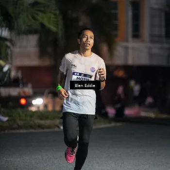 Runner Photo 7683394