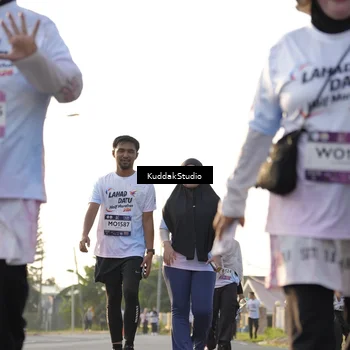 Runner Photo 7683414