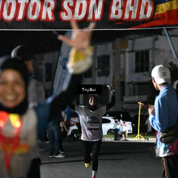 Runner Photo 7683419