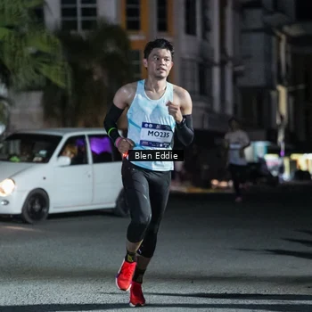 Runner Photo 7683424