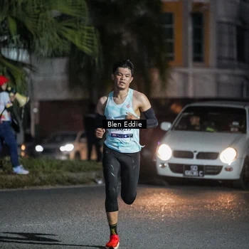 Runner Photo 7683439