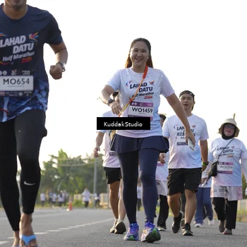 Runner Photo 7683478