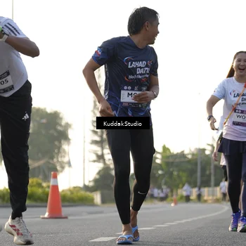Runner Photo 7683482